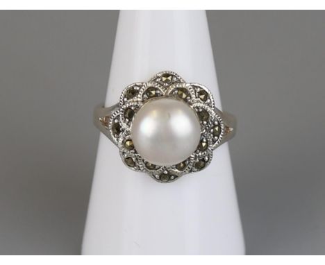 Silver marcasite &amp; pearl ring - Approx size P 