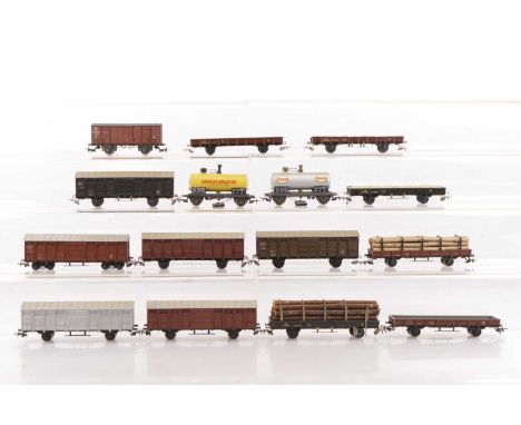 HO Gauge Rivarossi and Pocher Freight Stock (15),  all unboxed Rivarossi FS ventilated vans in varying liveries (7), six flat
