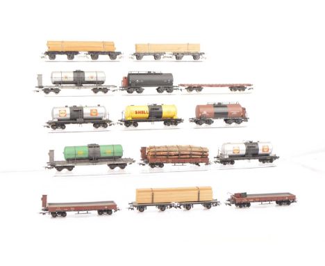 Rivarossi HO Gauge Italian and German Freight Stock (15), all unboxed, bogie freight stock, includes eight tank wagons, Calte