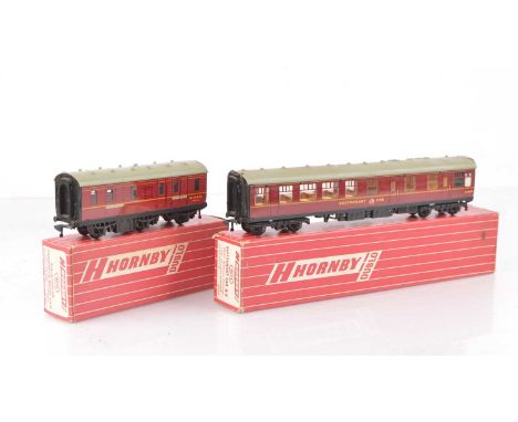 Hornby-Dublo 00 Gauge 2-Rail Super Detail late issue BR maroon Restaurant Car and Stove 6 -wheel Passenger Brake Van (2), 407