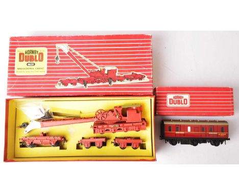 Hornby-Dublo 00 Gauge 2-Rail Super Detail 4076 Stove Parcels Coach and Breakdown Crane, unboxed 6-wheel Passenger Brake Van S