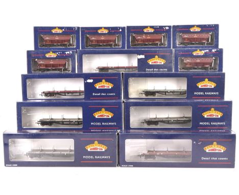 Bachmann OO Gauge EWS Hopper Wagons and Bogie Bolster Wagons (13), all boxed, 33-576B CEA EWS Cover hopper wagons (6), 30 ton
