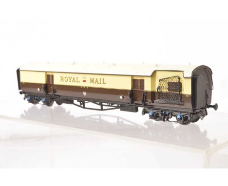 Lawrence Scale Models kit-built 4mm Finescale GWR bogie Royal Mail 'GR' Travelling Post Office no 807,   built and painted to