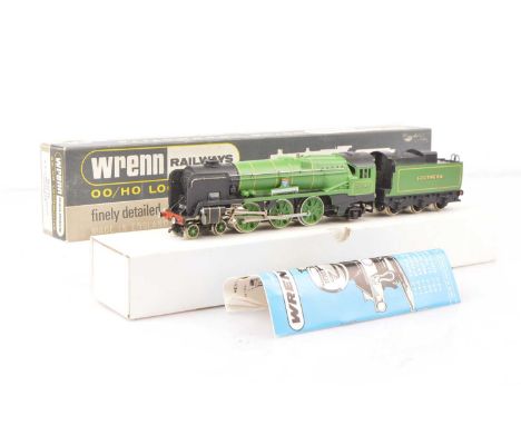 Wrenn 00 Gauge W2237  SR green West Country Class 21C109 'Lyme Regis' Locomotive and Tender with instructions, spare Dublo st