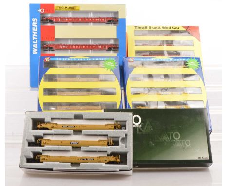 American HO Gauge Well Car and Gunderson Car Sets,  all boxed, A-Line 47325-04 Thrall Container Well Car five car pack in APL