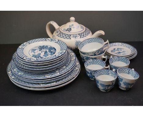 A Blue and white tea set and part dinner service with bird decoration. 