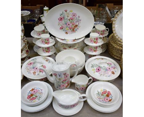 A Wedgwood Meadow Sweet pattern part dinner service, including dinner plates, soup bowls, salad plates, side plates, tea pot,