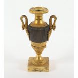 Empirekerzenleuchter in Vasenform, Frankreich, um 1810