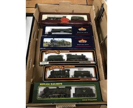00' gauge model engines, two Mainline, two Bachmann, one Replica and one Hornby (6)