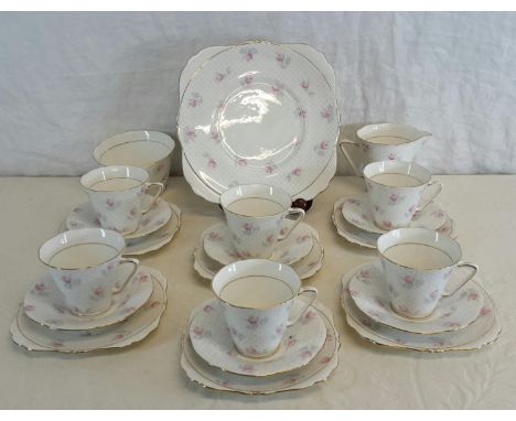 21 piece Grafton China 'Romsey' tea set 