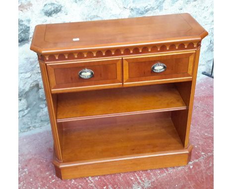 A cherry wood 2 door console unit, 76.5x75.5x29cm 