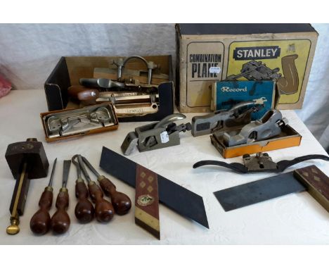 Selection of vintage joiners tools to include, Stanley & Record Planes 