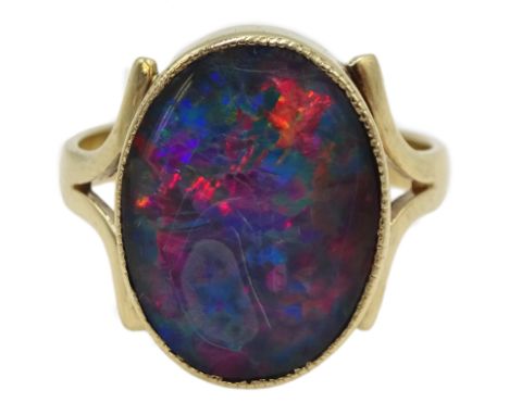 Gold single stone oval opal ring, stamped 9ct Condition Report Approx 3.8gm, size O-P, opal = 15mm x 12mm, crack in opalClick