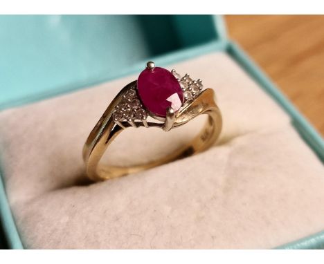 9ct Gold, Diamond &amp; Ruby Dress Ring, size M+0.5 &amp; 2.55g