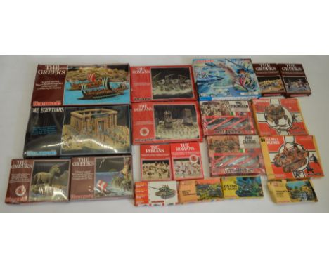 18x Atlantic model kits and dioramas.&nbsp;(Contents not checked for completeness)
