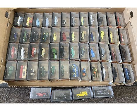 52x Hornby Skale Autos 1:76 scale models, all boxed.