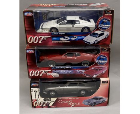 3x James Bond 007 1:18 Scale vehicle models by Joyride: Lotus Esprit, Ford Mustang Mach 1, Aston Martin DB5. All appear VG in