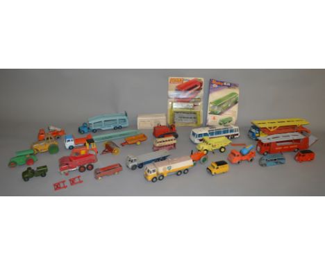 28x Vintage Dinky models, mostly unboxed playworn examples.