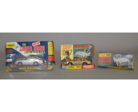 2x Corgi James Bond 007 Aston Martin DB5 models: #261, #270. Both appear GB.