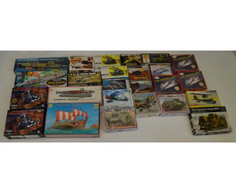 Approximately 60x assorted model kits&nbsp;(Contents not checked for completeness)