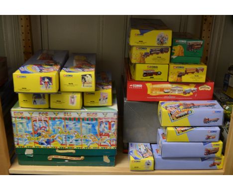 An excellent selection of Corgi Circus related models including Chipperfield examples. (18)