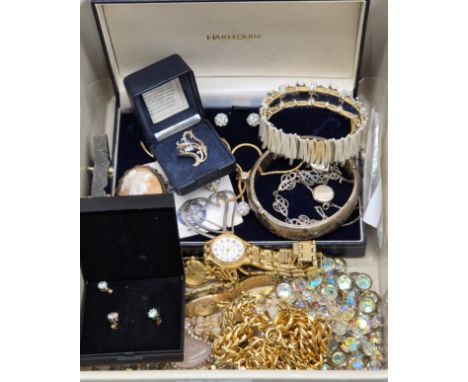 Collection of silver and costume jewellery; 9ct gold and cz pendant and matching earrings. Ortak Silver ring, Edinburgh silve