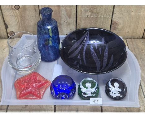 Tray of art glass; Two Baccarat French paperweights, Prachen glass blue vase, Caithness Limited edition 1/50 1975 Fawn Vase, 