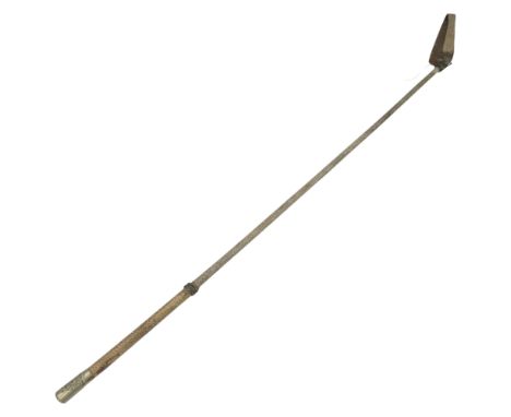 A pre-1953 Border Regiment riding crop