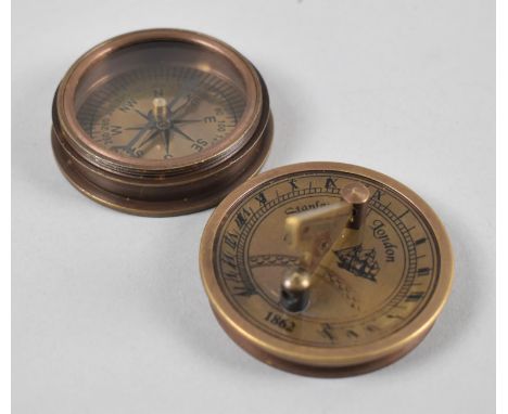 A Reproduction Brass Circular Pocket Compass/Sundial, 5cm Diameter 