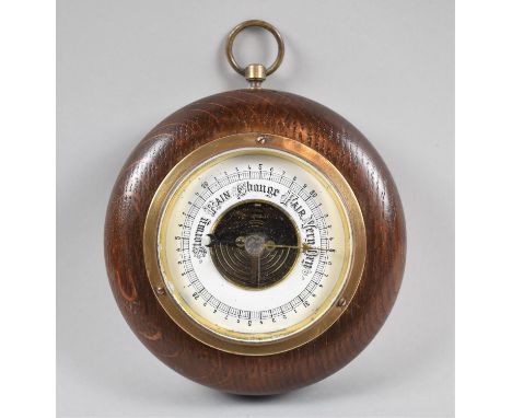 An Edwardian Circular Oak Aneroid Barometer, 13.5cm Diameter 