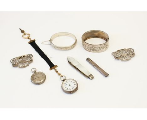 A selection of Victorian and later silver jewellery and accessories, to include a George V silver nurse's belt buckle by Adie