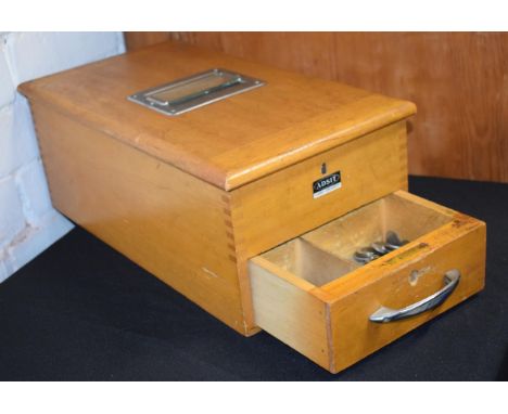 Vintage wooden cash till to include foreign currency such as coins, notes and tokens (Qty).  
