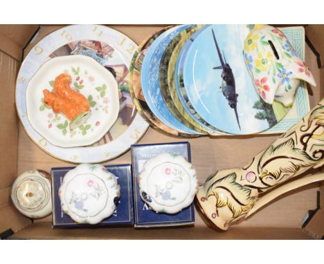 A collection of pottery to include a Wade jug, Royal Doulton Heroes of the Sky plates, a Beatrix Potter figure (ear chipped) 