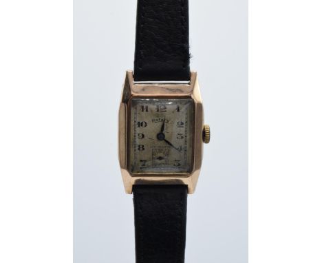 9ct gold cased Rotary wristwatch, 26mm.  Works occasionally but is offbeat.