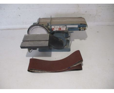 An Axminster Power Tool Centre 4" Belt &amp; 6" Disc Sander