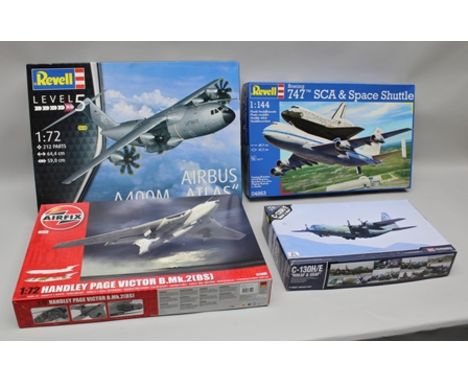 REVELL UNOPENED AEROPLANE MODEL KITS, 1:72 SCALE AIRBUS A400M ATLAS, 1:144 SCALE BOEING 747 SCA AND SPACE SHUTTLE together wi