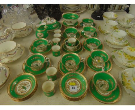 A large qty of an early Wedgewood tea service, Green, White and gilt