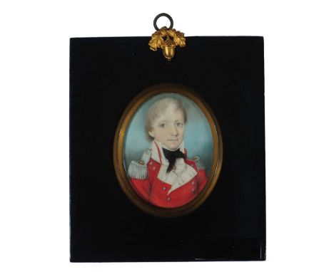 AN EARLY 19TH CENTURY OVAL MINIATURE PORTRAIT of an officer in scarlet uniform, watercolour on ivory, 7.5cm high