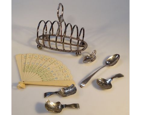 A George III silver dessert spoon, of old English pattern, 18cm high, marks rubbed and a quantity of silver plate, to include
