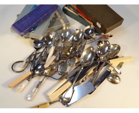 Various silver plated flatware, to include table cutlery, sugar bows, cake slice, etc, some with mother of pearl finish handl