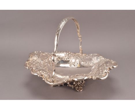A fine early Victorian silver bread basket by John Samuel Hunt, marked to underside with Hunt & Roskell, Late Storr Mortimer 