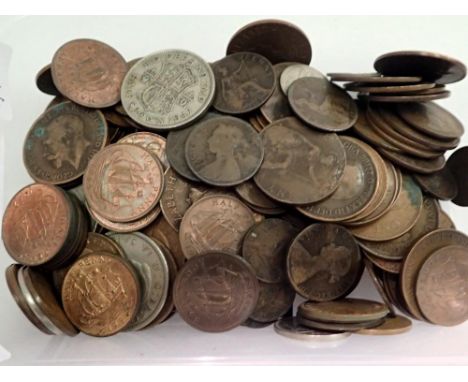 Quantity of mixed UK coins. UK P&amp;P Group 2 (£20+VAT for the first lot and £4+VAT for subsequent lots) 