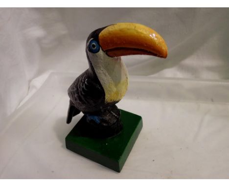 Cast iron Guinness Toucan door stop. UK P&amp;P Group 1 (£16+VAT for the first lot and £2+VAT for subsequent lots) 