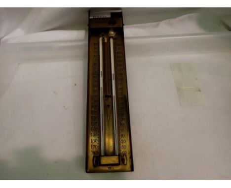 Antique brass maximum and minimum thermometer by Accuson. Not available for in-house P&amp;P 