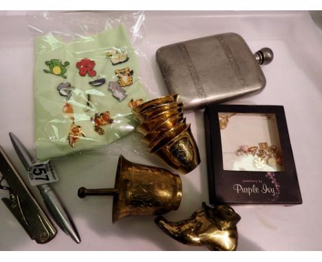 Collection of mixed metal ware to include Pewter flask, badges and brass items. UK P&amp;P Group 2 (£20+VAT for the first lot