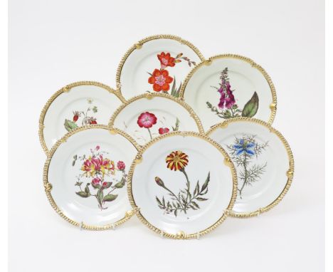 #Seven Chamberlain Worcester botanical plates  c.1815-20, each plate finely painted with a single floral specimen, titled to 