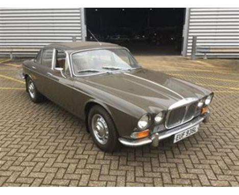 On offer from a private collectionOne of only 534 Series 1 cars. Very few leftFinished in Sable Brown with a Cinnamon interio