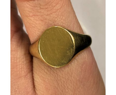 GENTLEMEN'S 9CT GOLD SIGNET RING 6.5G APPROX SIZE X