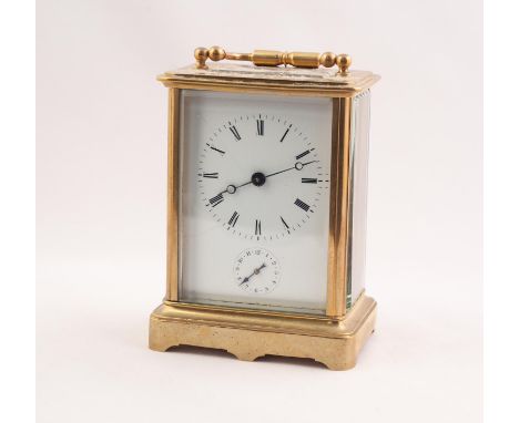 20th CENTURY FRENCH CORNICHE CASED BRASS ALARUM CARRIAGE CLOCK, the white enamel dial with roman hour numerals and subsidiary