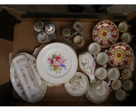 A mixed collection of ceramic items to include Islamic type coffee cans and saucers, unmarked floral side plates, Wedgwood sm